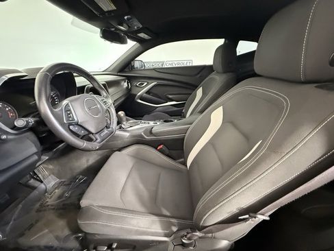 Used 2017 Chevrolet Camaro SS image 13