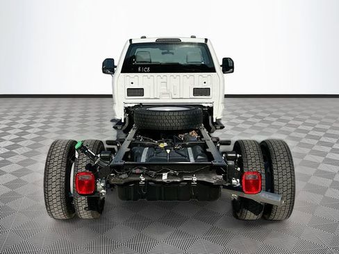 New 2026 Ford F550 4x4 Regular Cab Super Duty image 5