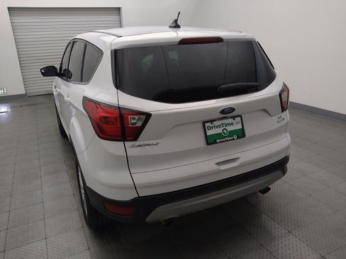 Used 2019 Ford Escape SE AWD/4WD image 6