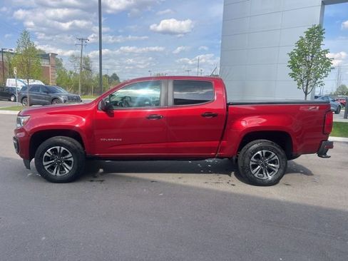 Used 2021 Chevrolet Colorado Z71 AWD/4WD image 8