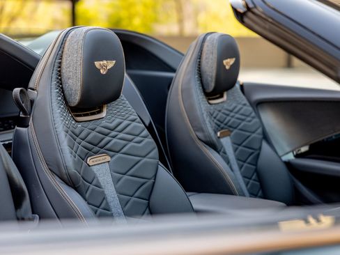 Used 2022 Bentley Other Bentley Models image 29