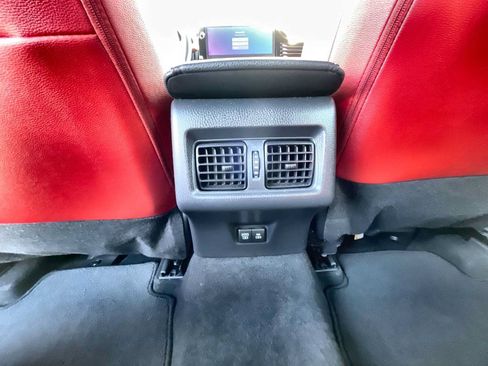 Used 2025 Toyota Camry XSE FWD image 23