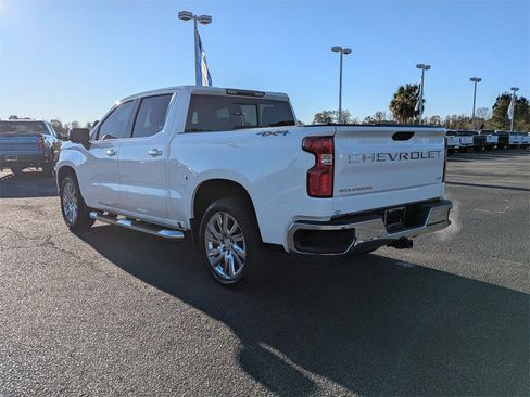 Used 2020 Chevrolet Silverado 1500 LTZ w/ LTZ Premium Package image 6