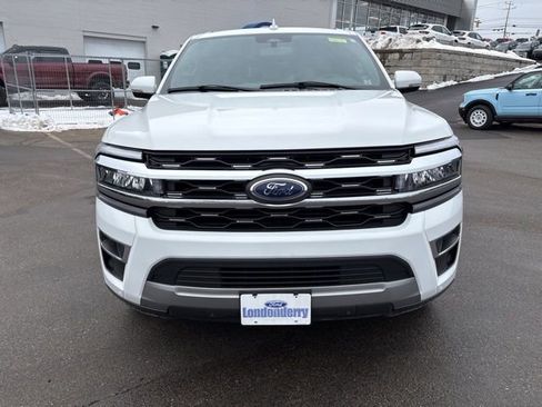 Used 2024 Ford Expedition Limited image 8