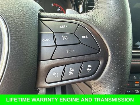 Used 2024 Dodge Durango R/T RWD image 36
