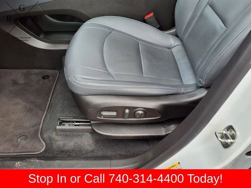 Used 2023 Buick Enclave Essence w/ Experience Buick Package AWD/4WD image 21