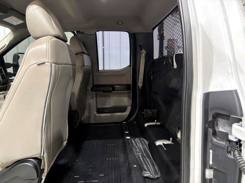 Used 2018 Ford F250 XL w/ Power Equipment Group image 13