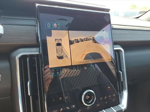 New 2026 GMC Acadia Denali w/ Super Cruise Package image 20