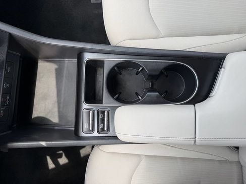 Used 2025 Hyundai Sonata SEL FWD image 22