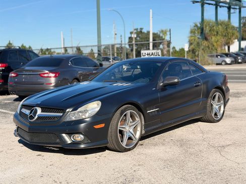 Used 2011 Mercedes-Benz SL 550 image 1