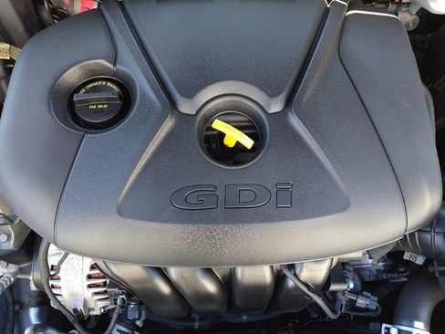 Used 2018 Hyundai Elantra GT w/ Style Package 02 image 30