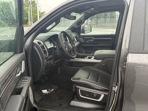 New 2026 RAM 1500 Laramie AWD/4WD image 15