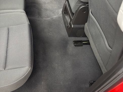 Used 2018 Chevrolet Silverado 1500 LT w/ All Star Edition image 32