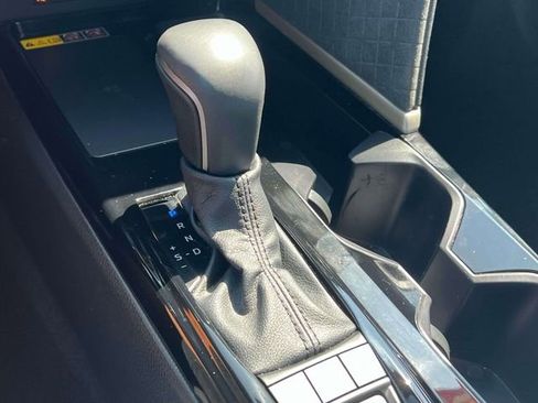 Certified 2025 Toyota Camry XLE image 31