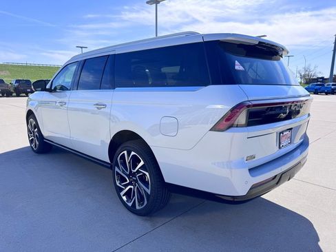 New 2026 Lincoln Navigator L Reserve AWD/4WD image 20