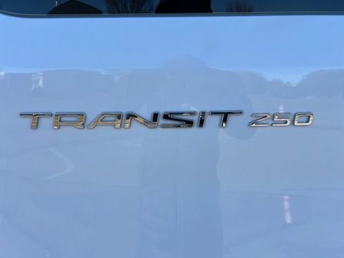 Used 2024 Ford Transit 250 Low Roof w/ Exterior Upgrade Package image 37