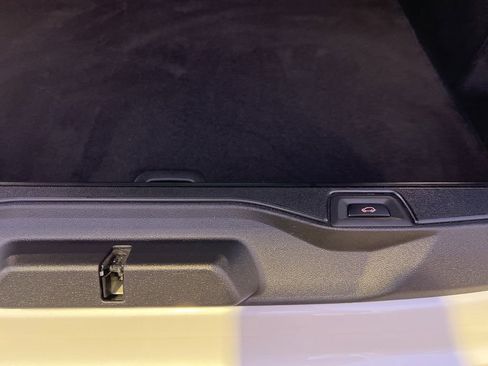 Used 2022 BMW X5 sDrive40i w/ M Sport Package image 32