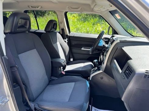 Used 2008 Jeep Patriot Sport AWD/4WD image 20