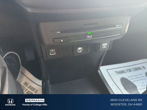 Used 2024 Honda Odyssey Touring image 25
