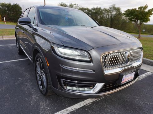 Used 2020 Lincoln Nautilus Reserve image 5