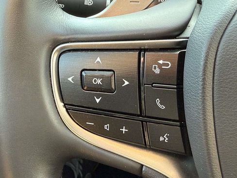 Used 2024 Lexus ES 250 w/ Premium Package image 21