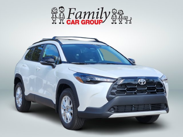 New 2026 Toyota Corolla Cross LE FWD image 2