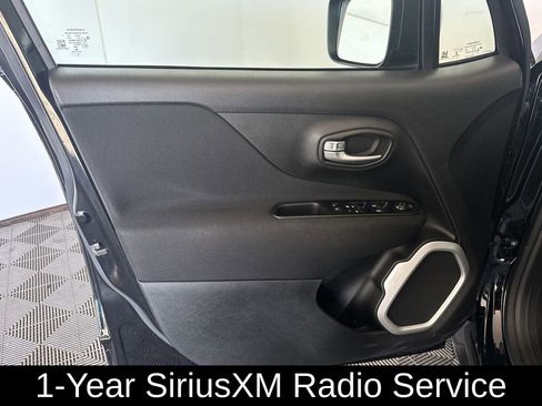 Used 2020 Jeep Renegade Sport w/ Sport Appearance Group image 11