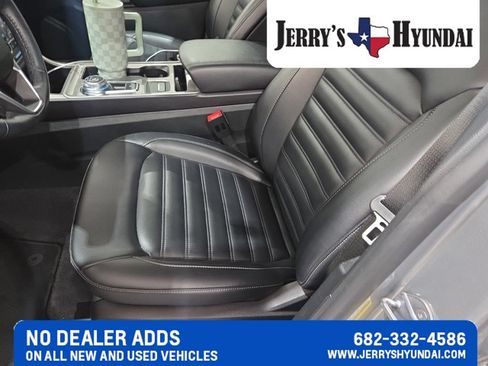 Used 2023 Ford Edge SEL w/ Convenience Package AWD/4WD image 7
