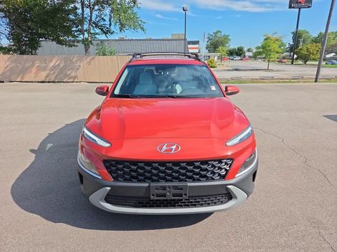 Used 2022 Hyundai Kona SEL AWD/4WD image 3