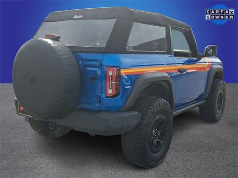 Used 2023 Ford Bronco Wildtrak image 4