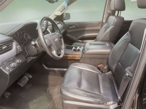 Used 2015 Chevrolet Suburban LT AWD/4WD image 7