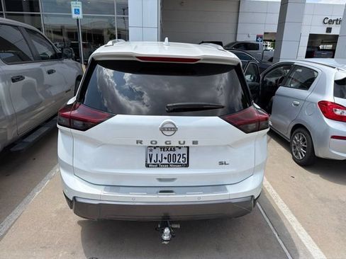 Used 2024 Nissan Rogue SL w/ SL Premium Package FWD image 6