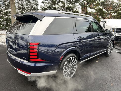 Used 2026 Hyundai Palisade Calligraphy image 11