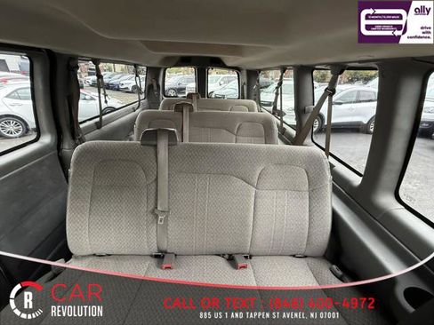 Used 2020 GMC Savana 3500 LT w/ LT Preferred Equipment Group image 14