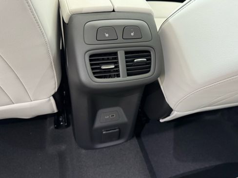 New 2026 Buick Envision Avenir image 12