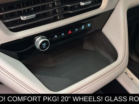 New 2026 Ford Explorer Active w/ Active Comfort Package AWD/4WD image 17