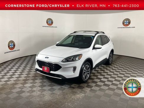 Used 2020 Ford Escape SEL image 1