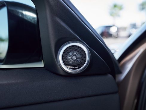 Used 2024 Land Rover Range Rover Evoque Dynamic SE image 20