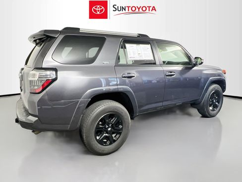 Used 2023 Toyota 4Runner SR5 Premium w/ Moonroof Package RWD image 4