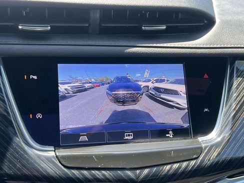 Used 2024 Cadillac XT6 Premium Luxury AWD/4WD image 32