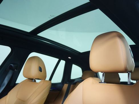 Certified 2022 BMW X3 M40i w/ Parking Assistance Package image 11