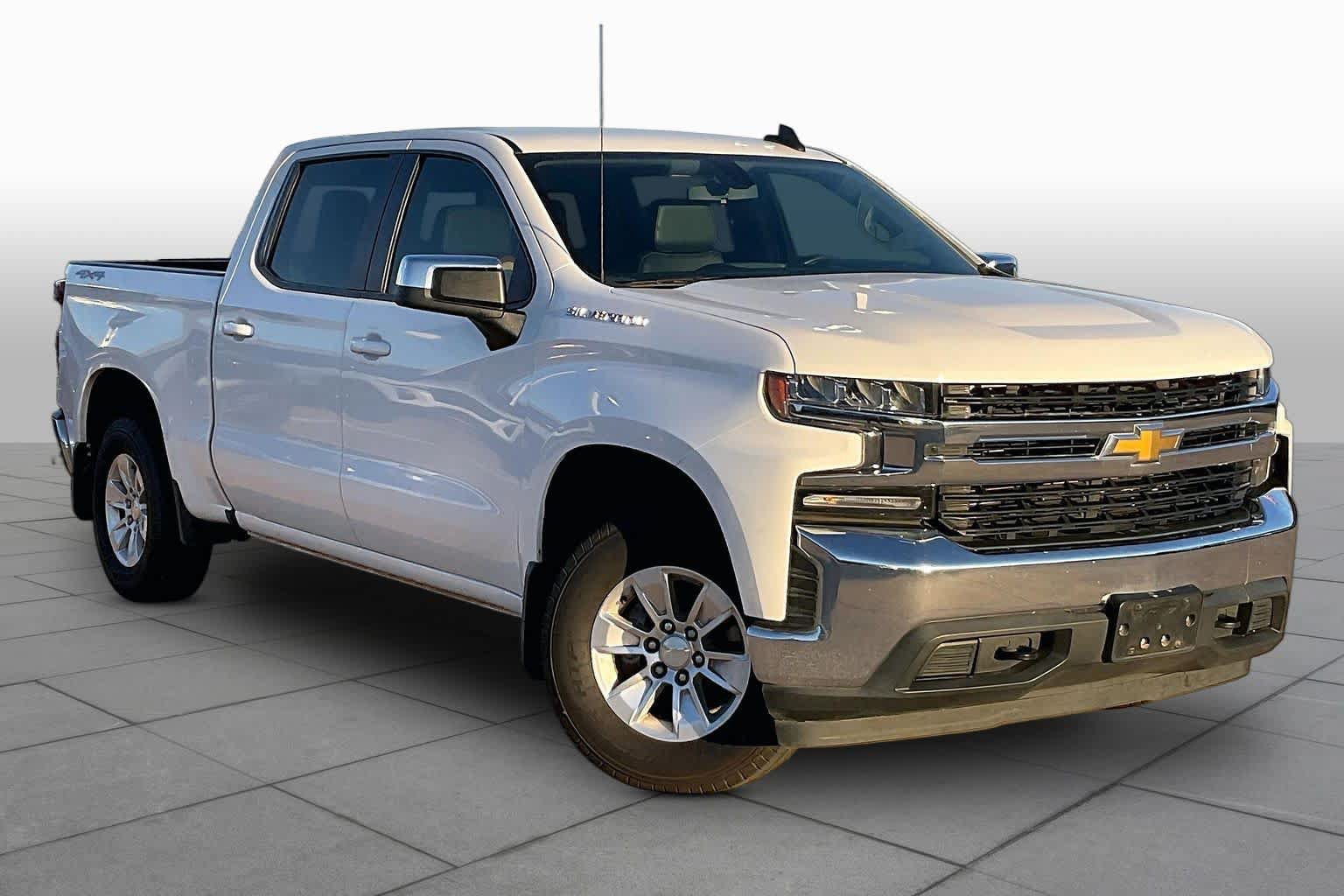 Used 2021 Chevrolet Silverado 1500 LT w/ Convenience Package II AWD/4WD image 4