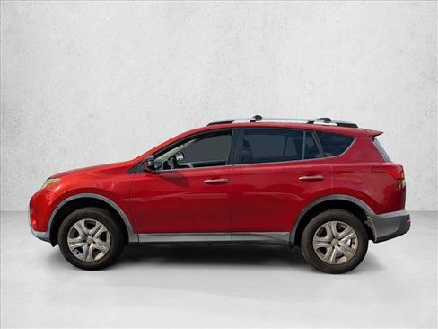 Used 2015 Toyota RAV4 LE FWD image 2