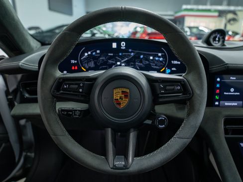 Used 2022 Porsche Taycan GTS AWD/4WD image 14