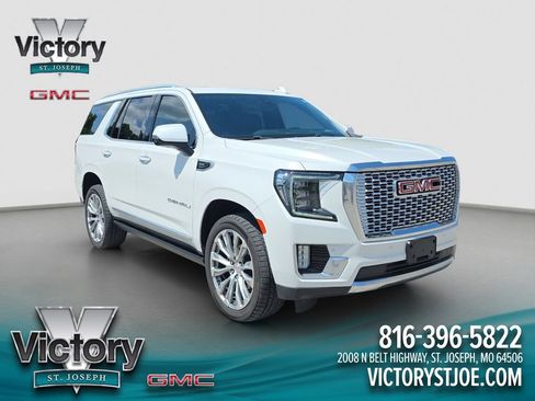 Used 2021 GMC Yukon Denali w/ Denali Premium Package AWD/4WD image 1