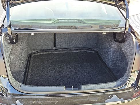 New 2026 Volkswagen Jetta SE image 6