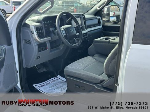 Used 2024 Ford F350 XLT image 10