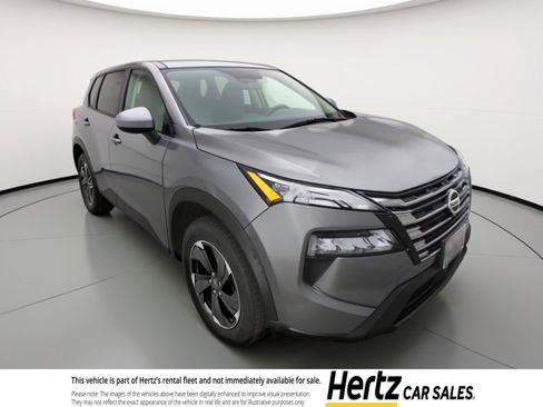Used 2025 Nissan Rogue SV image 1