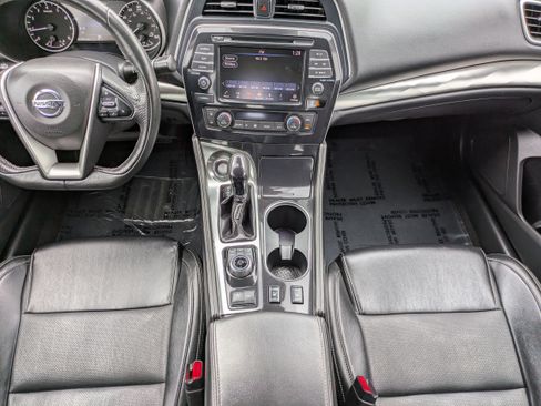 Used 2022 Nissan Maxima SV w/ Floor Mat Group image 9
