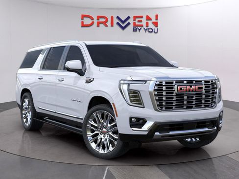 New 2026 GMC Yukon XL Denali w/ Denali Reserve Package image 7